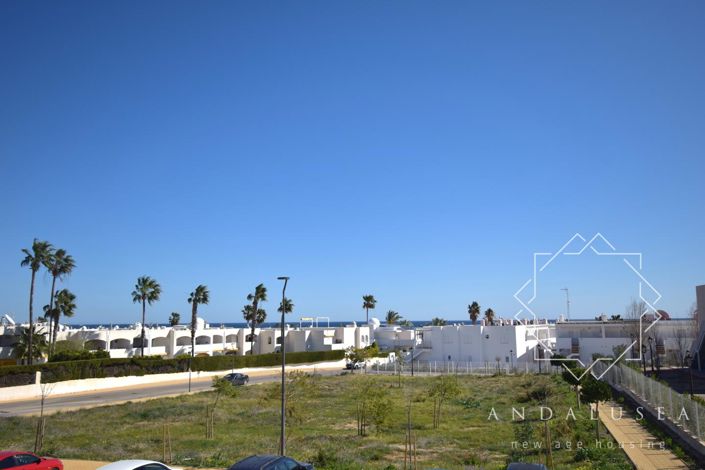 Image No.43-2 Bed Property for sale