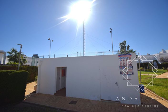 Image No.44-2 Bed Property for sale