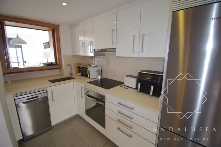 Image No.12-2 Bed Property for sale