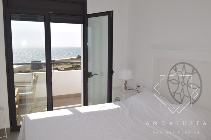 Image No.14-2 Bed Property for sale