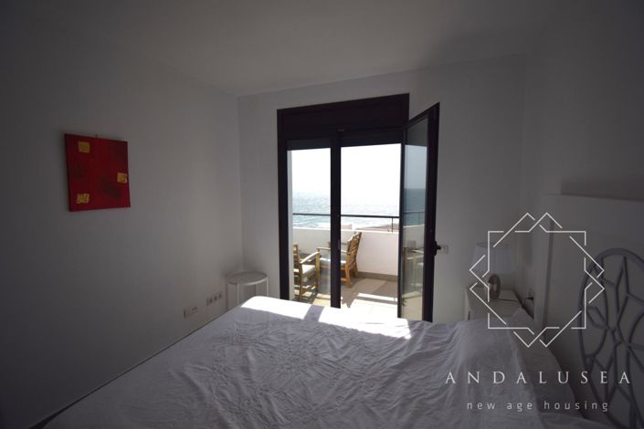 Image No.15-2 Bed Property for sale