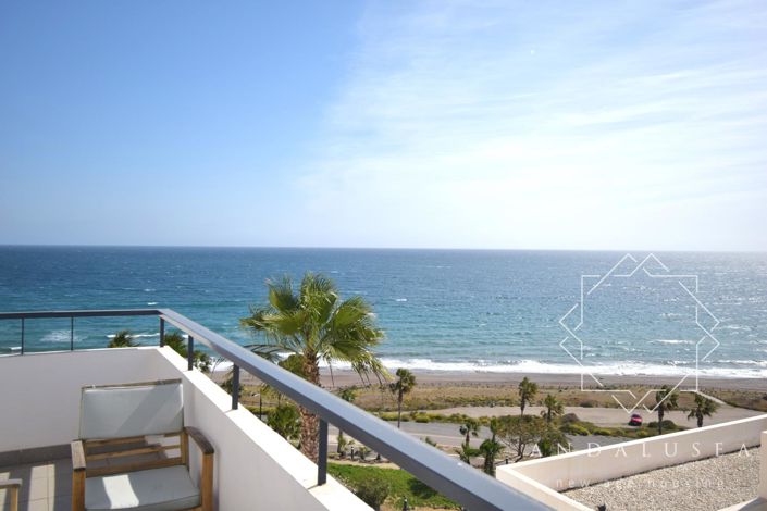 Image No.33-2 Bed Property for sale