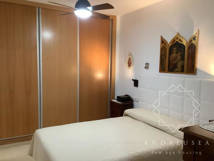 Image No.4-3 Bed Property for sale