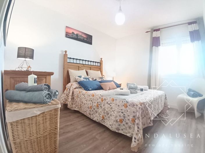 Image No.16-2 Bed Property for sale