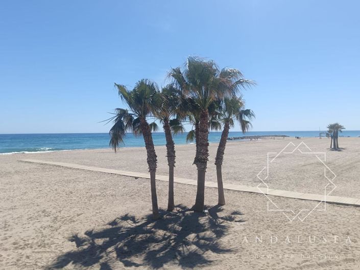 Image No.32-2 Bed Property for sale