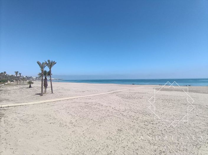 Image No.34-2 Bed Property for sale