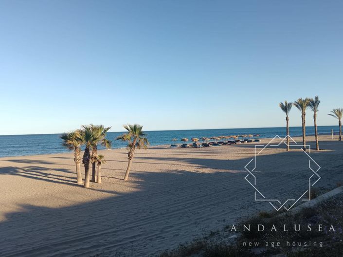 Image No.37-2 Bed Property for sale