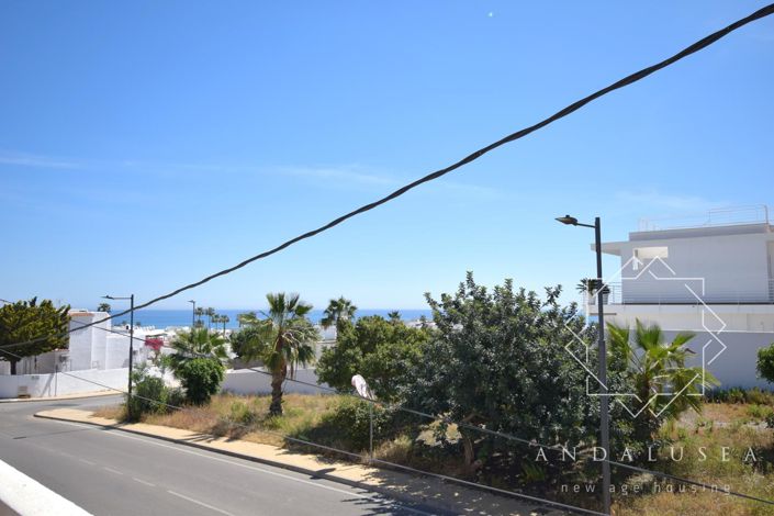 Image No.51-4 Bed Property for sale