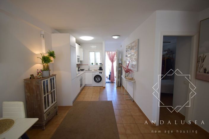 Image No.10-2 Bed Property for sale