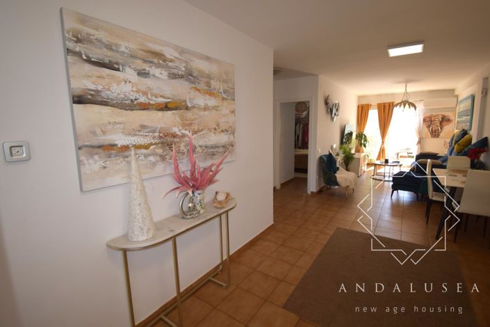 Image No.12-2 Bed Property for sale