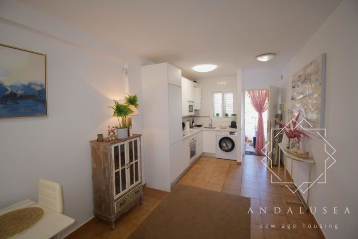 Image No.7-2 Bed Property for sale