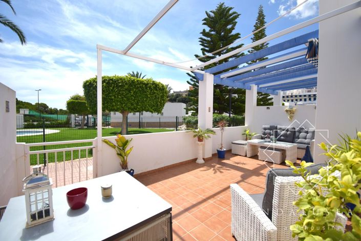 Image No.31-3 Bed Property for sale