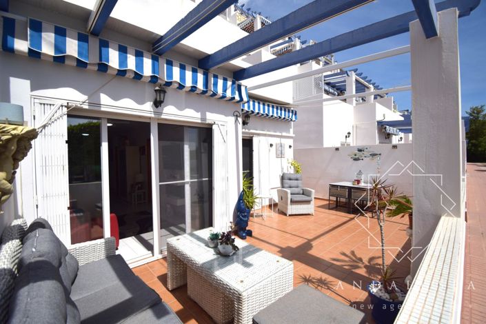 Image No.37-3 Bed Property for sale