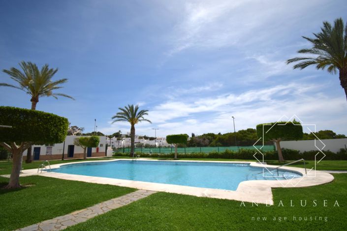 Image No.45-3 Bed Property for sale
