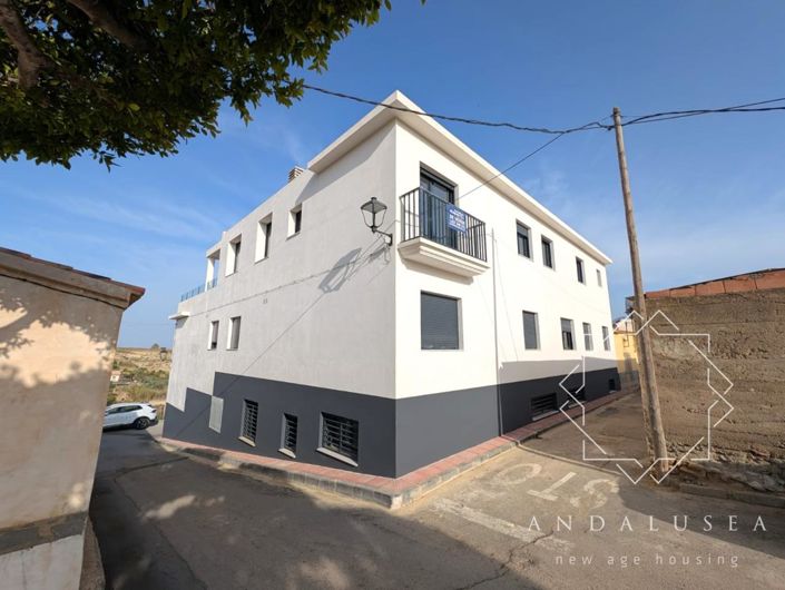 Image No.19-2 Bed Property for sale