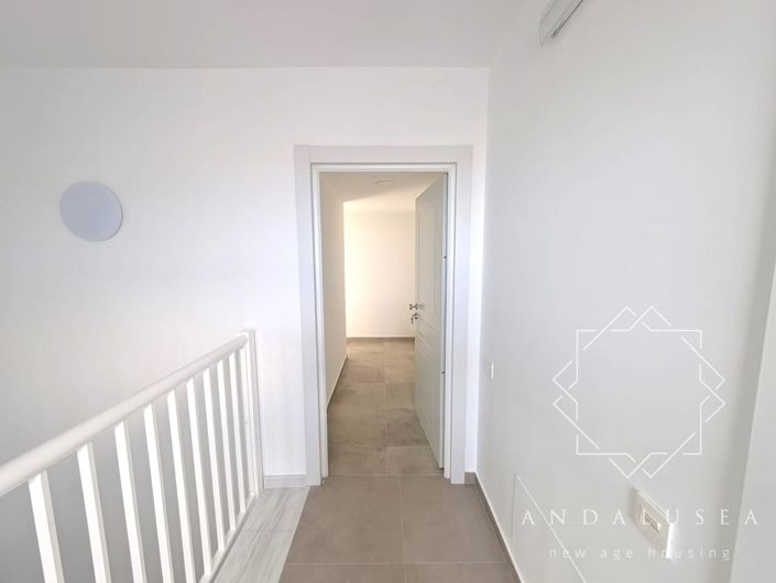 Image No.6-2 Bed Property for sale