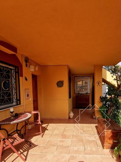 Image No.24-2 Bed Property for sale