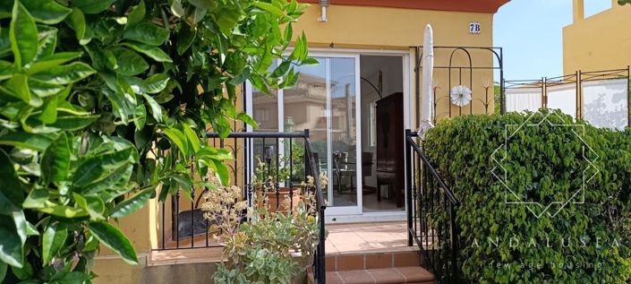 Image No.25-2 Bed Property for sale
