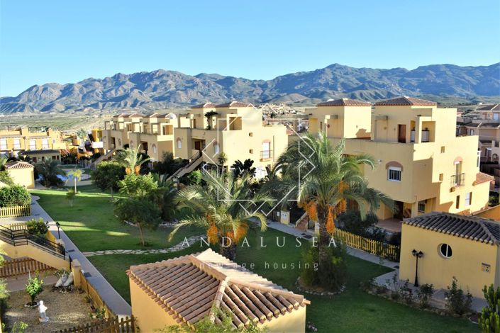 Image No.40-2 Bed Property for sale