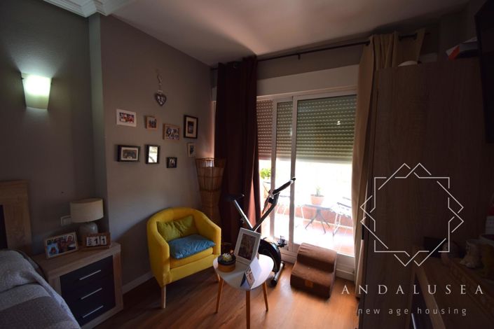 Image No.14-2 Bed Property for sale
