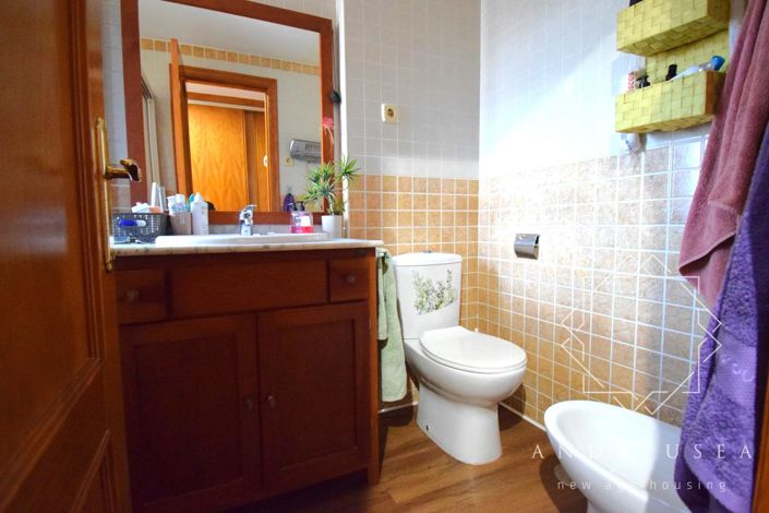Image No.22-2 Bed Property for sale