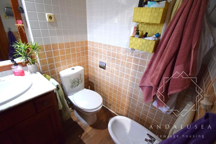 Image No.24-2 Bed Property for sale