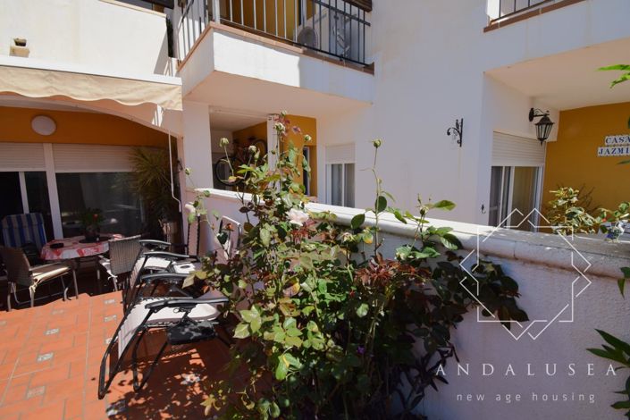 Image No.33-2 Bed Property for sale