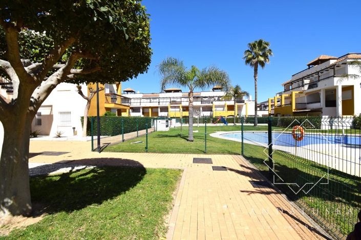 Image No.37-2 Bed Property for sale