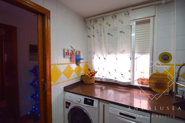 Image No.7-2 Bed Property for sale