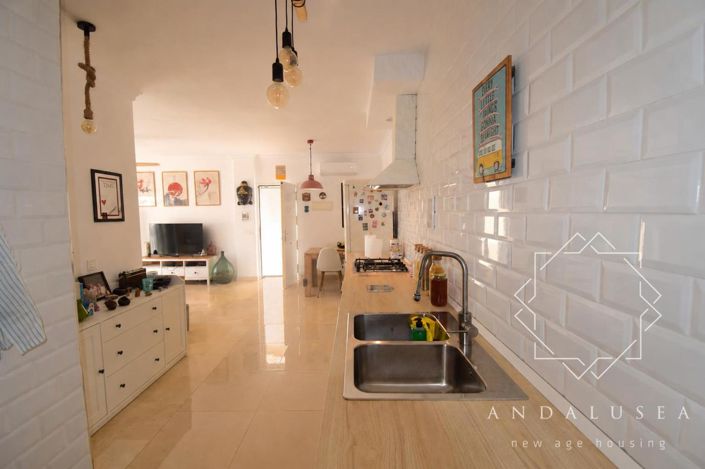 Image No.14-3 Bed Property for sale