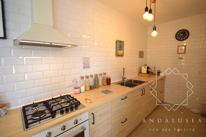 Image No.16-3 Bed Property for sale