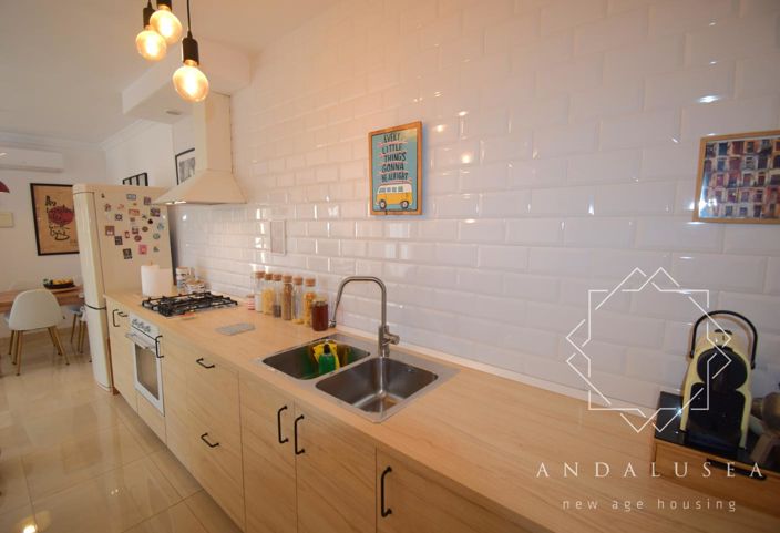 Image No.17-3 Bed Property for sale