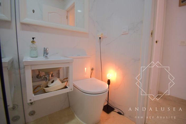 Image No.36-3 Bed Property for sale