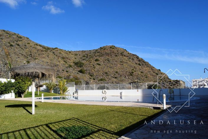 Image No.49-3 Bed Property for sale