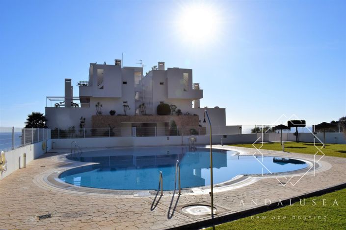 Image No.51-3 Bed Property for sale
