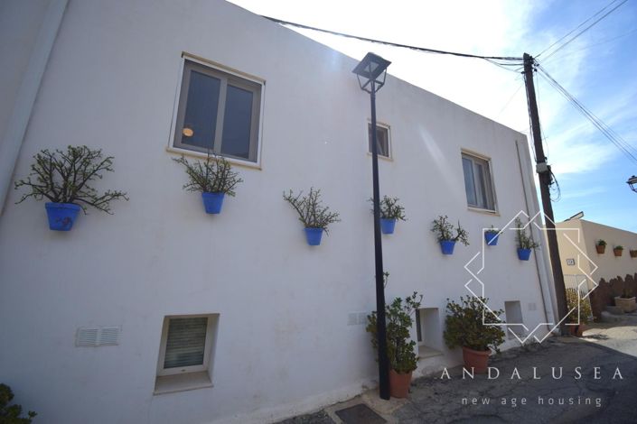 Image No.53-4 Bed Property for sale