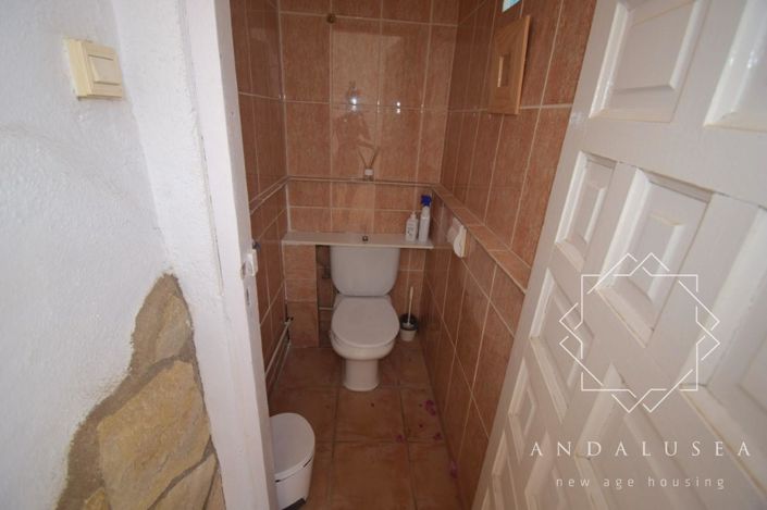 Image No.58-4 Bed Property for sale