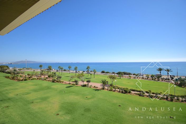 Image No.43-3 Bed Property for sale