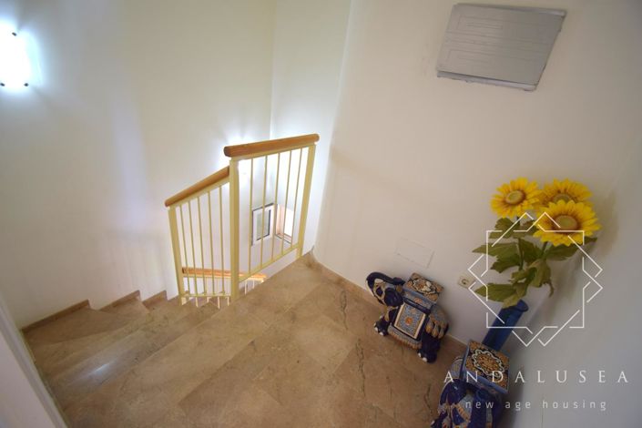 Image No.47-3 Bed Property for sale