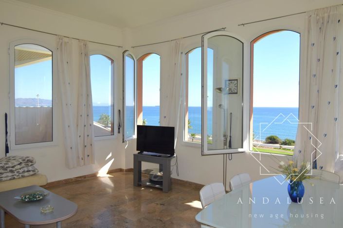 Image No.9-3 Bed Property for sale