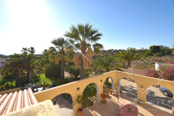 Image No.37-3 Bed Property for sale