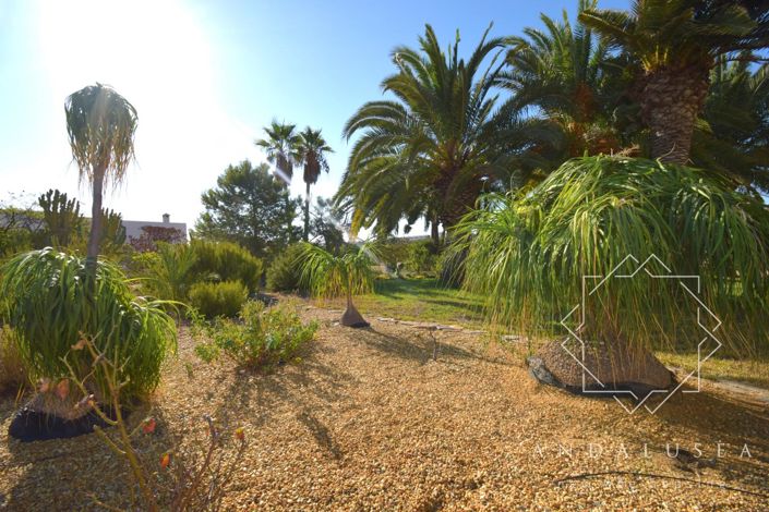 Image No.46-3 Bed Property for sale