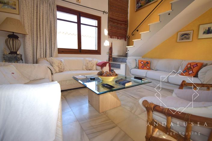 Image No.5-3 Bed Property for sale