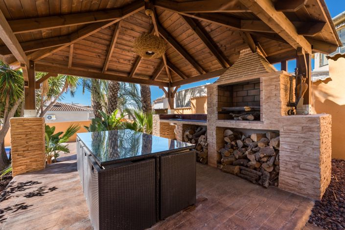 Image No.29-4 Bed Villa for sale