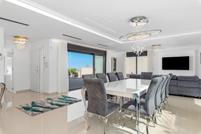 Image No.5-Villa de 5 chambres à vendre à San Miguel de Salinas