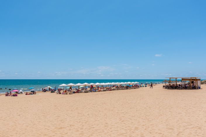 Image No.42-6 Bed Townhouse for sale