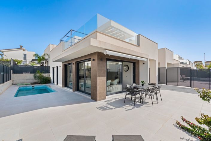 Image No.1-3 Bed Semi-Detached for sale