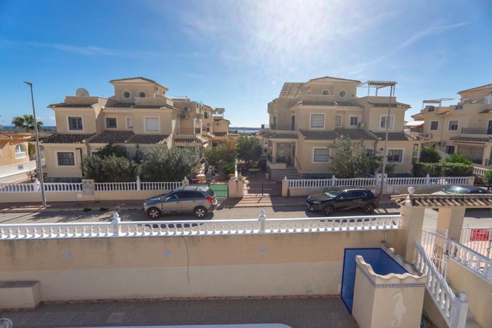 Image No.29-3 Bed Villa for sale