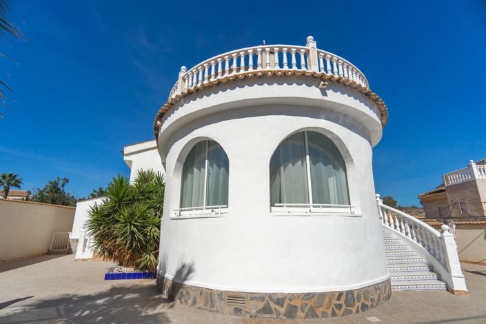 Image No.35-3 Bed Villa for sale