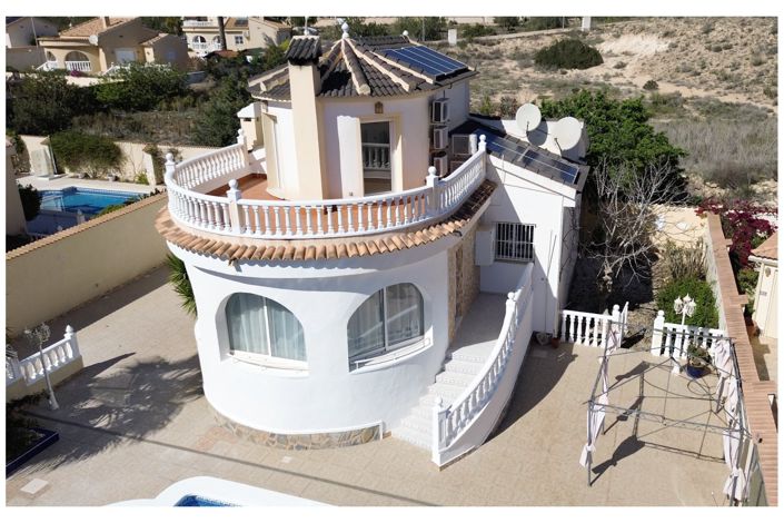 Image No.37-3 Bed Villa for sale